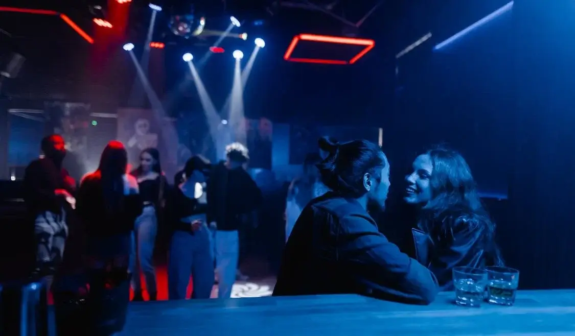Cocktails and Conversations: The Social Artistry of Nightlife Scene