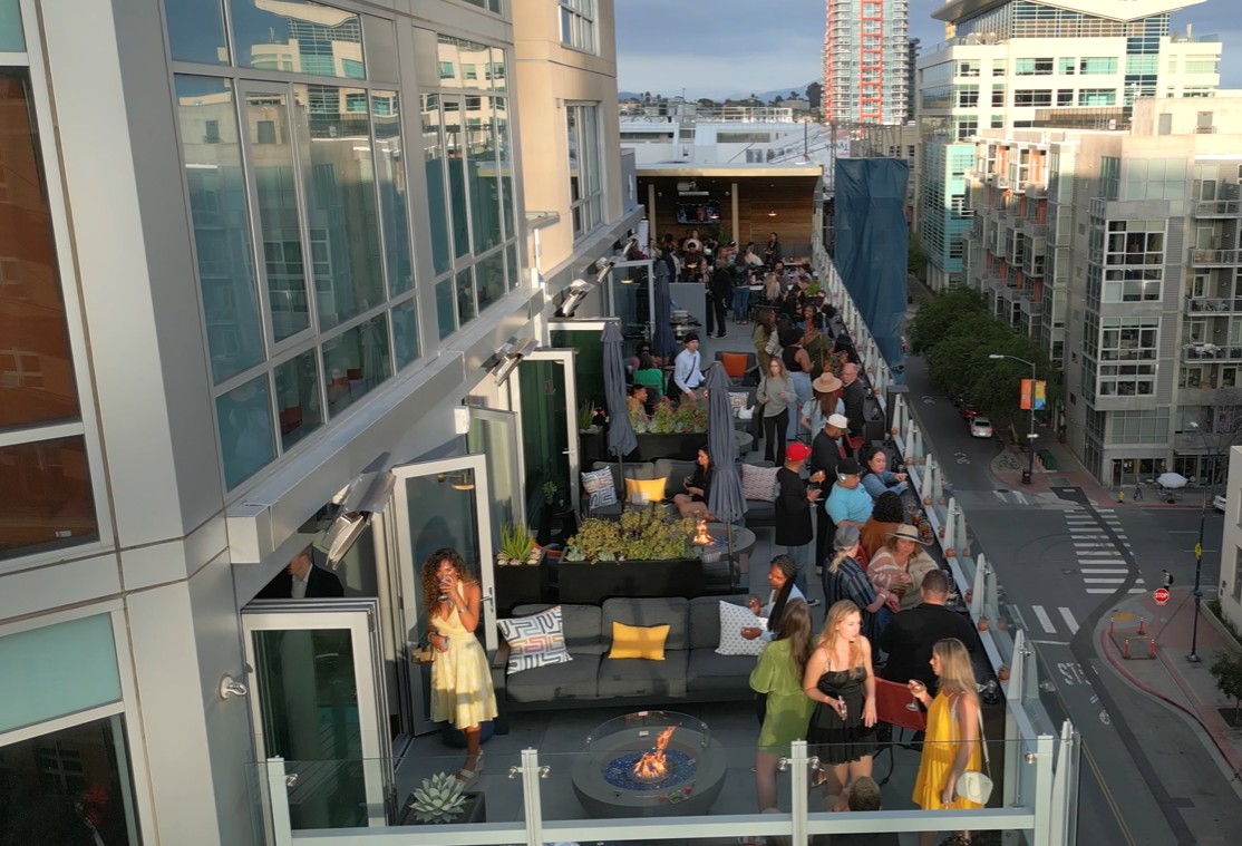 Where Rooftop Views and City Life Meet