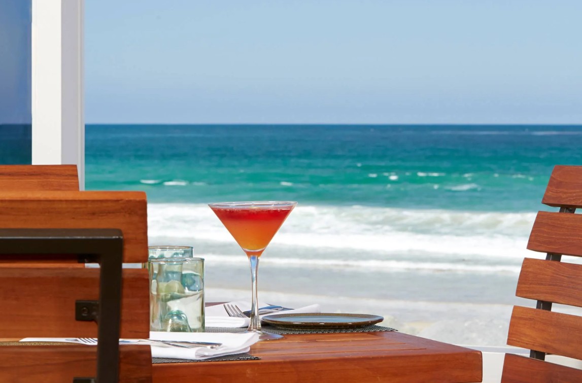 Beachfront rooftop with full bar