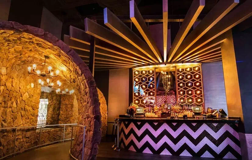 Midnight Flow Experience at Parq Fridays