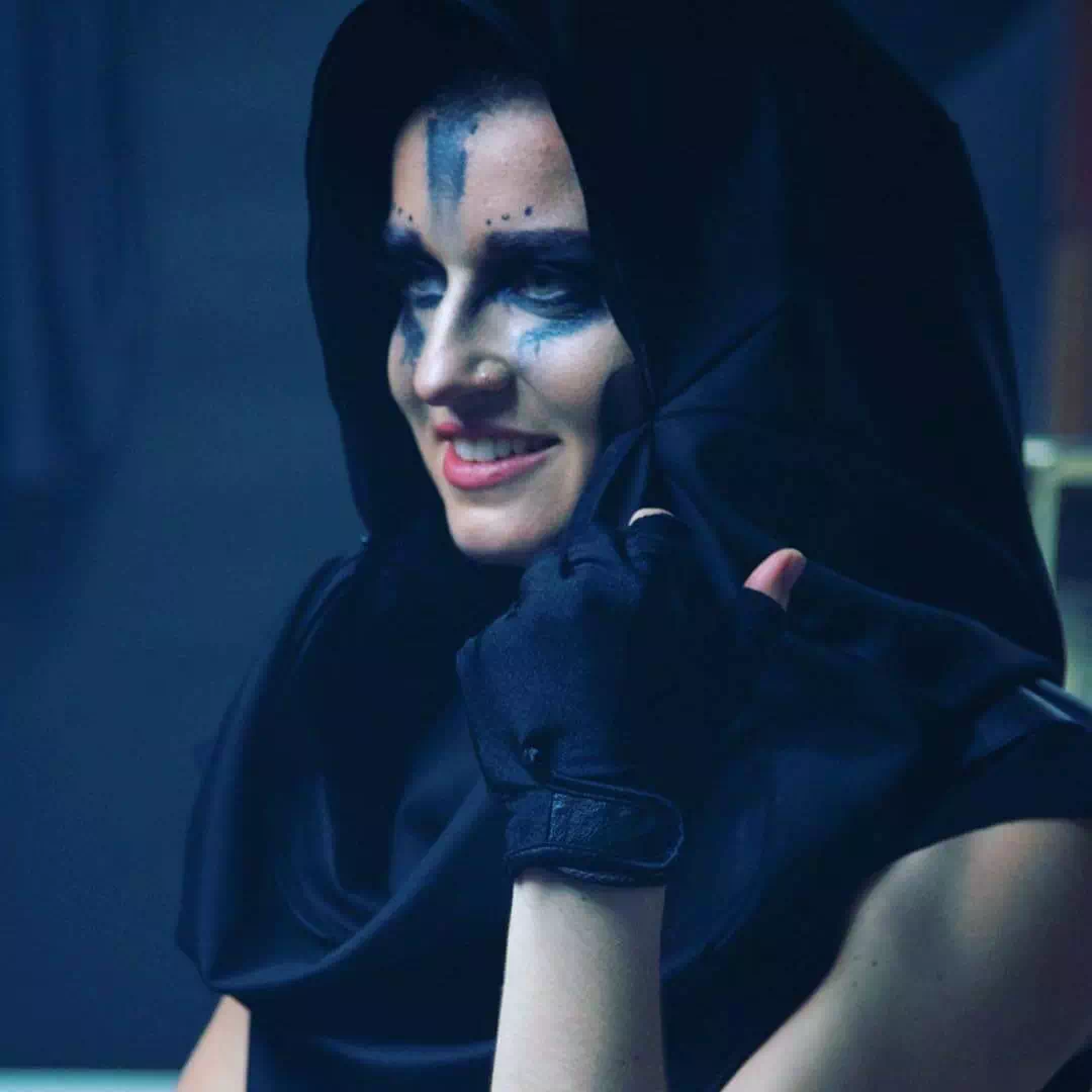 Costumes and Collective Creativity
