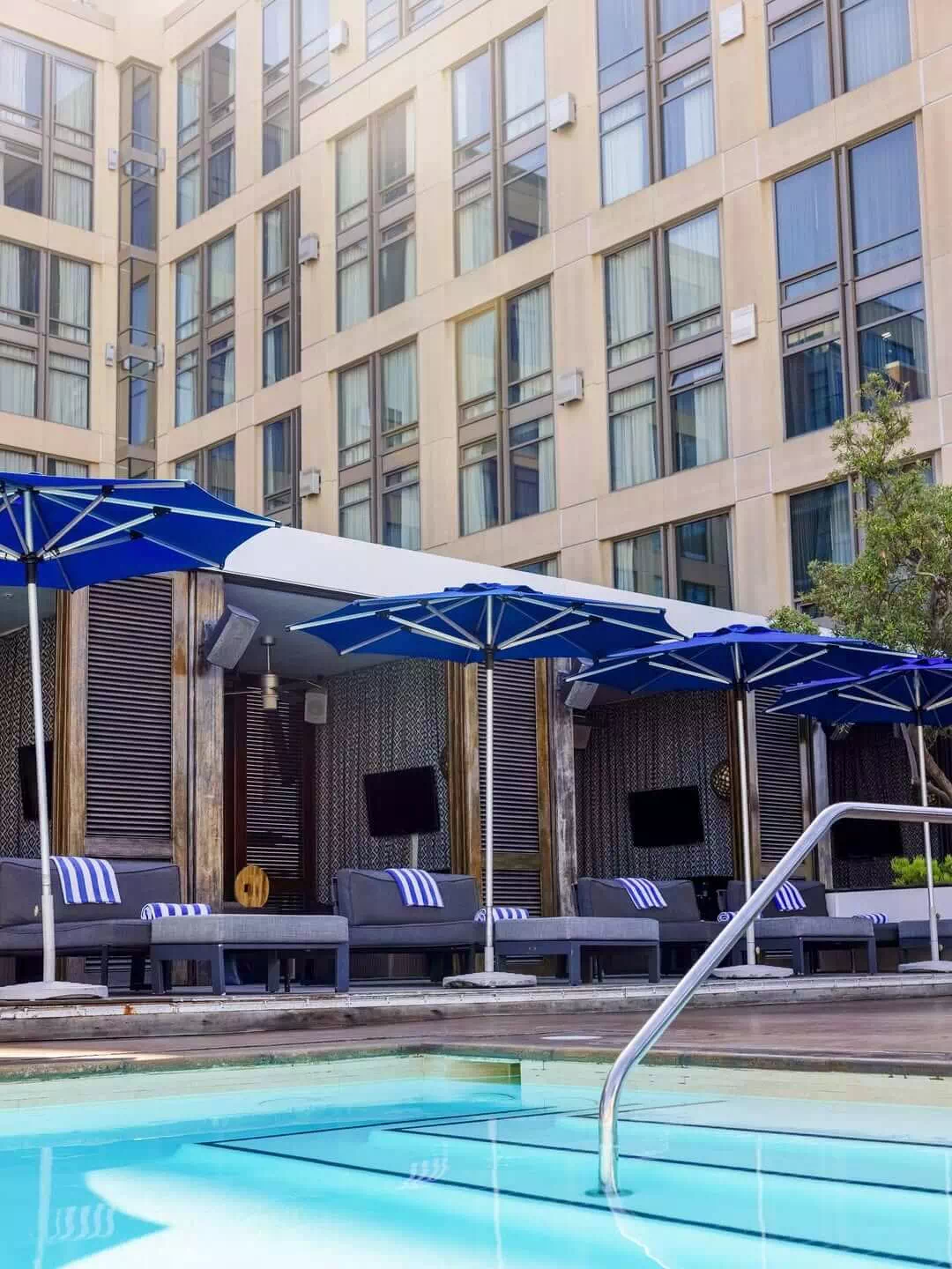 Skyline Views and Poolside Vibes